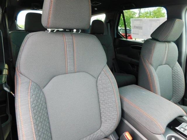 new 2025 Honda Pilot car, priced at $42,988