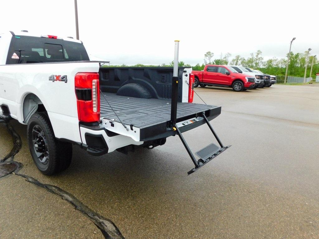 new 2025 Ford F-350 car, priced at $58,972