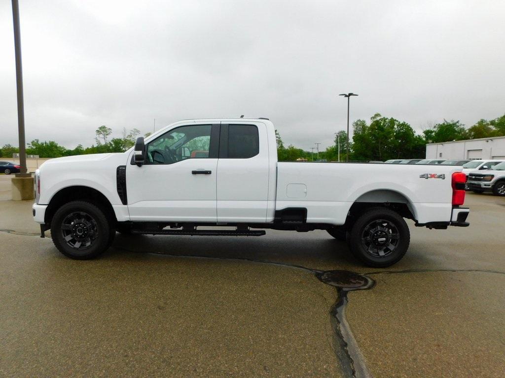 new 2025 Ford F-350 car, priced at $58,972
