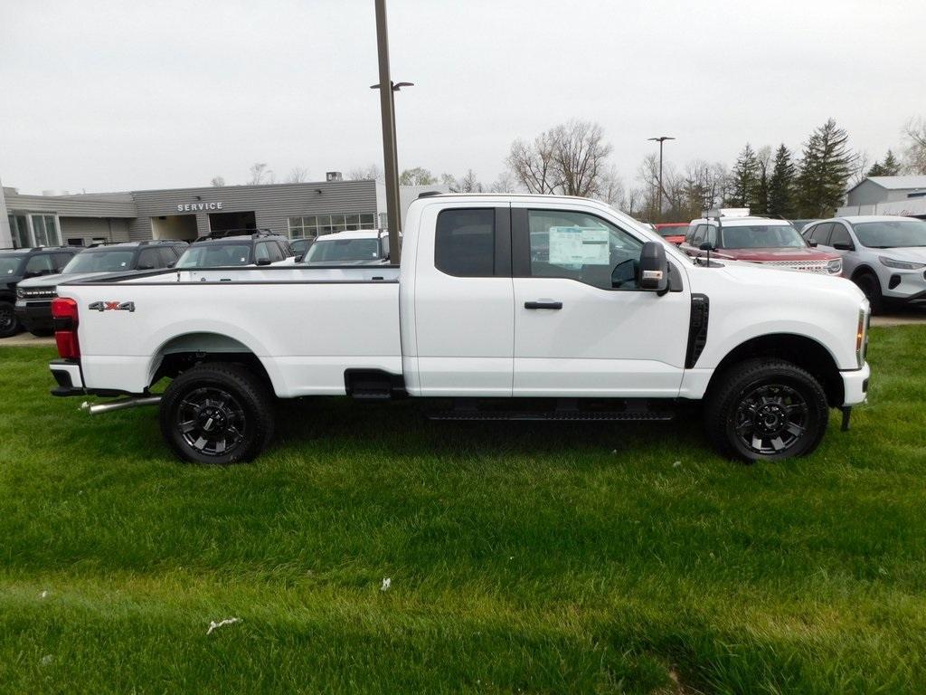 new 2025 Ford F-350 car, priced at $63,075