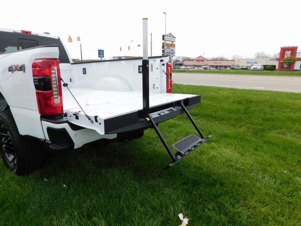 new 2025 Ford F-350 car, priced at $63,075