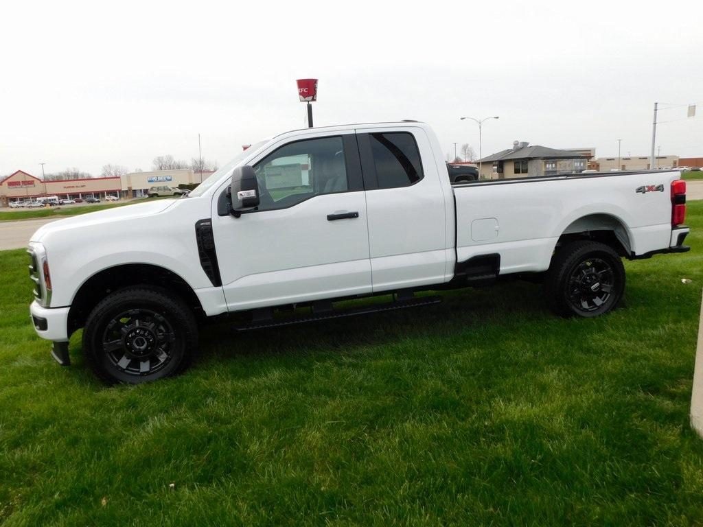 new 2025 Ford F-350 car, priced at $63,075