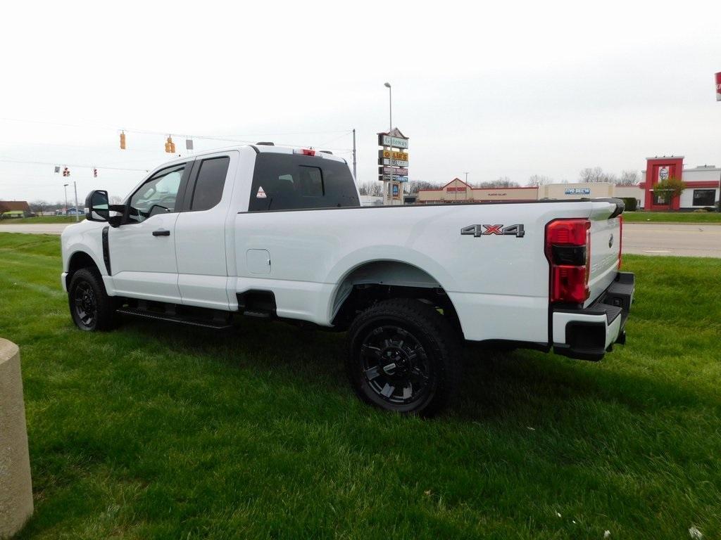 new 2025 Ford F-350 car, priced at $63,075