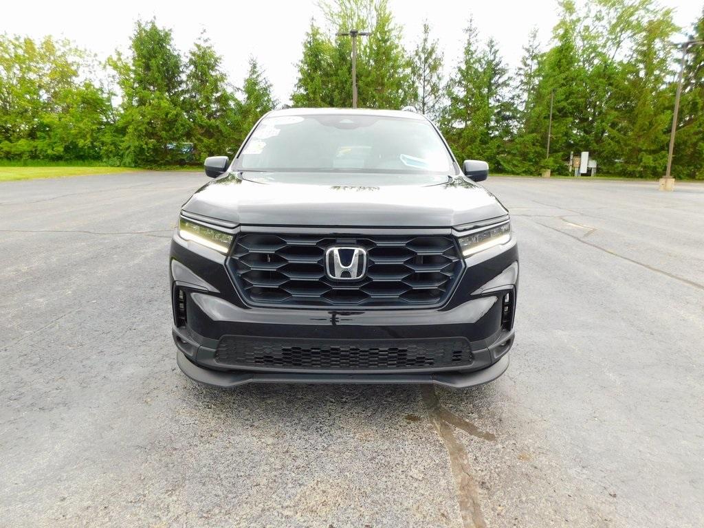 used 2025 Honda Pilot car, priced at $42,745