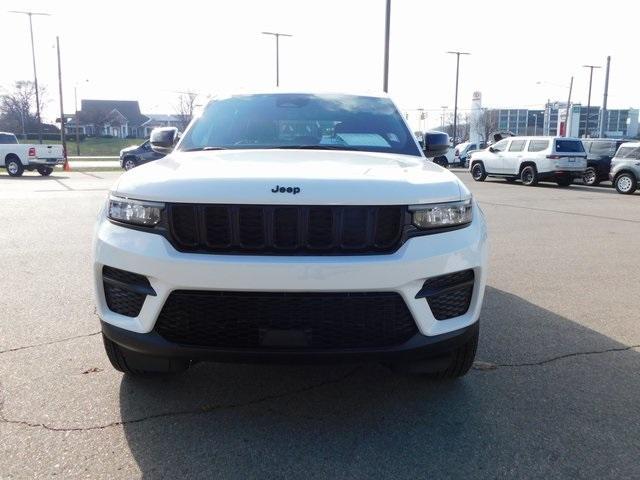 new 2025 Jeep Grand Cherokee car, priced at $43,930