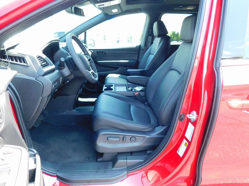 new 2026 Honda Odyssey car, priced at $44,595