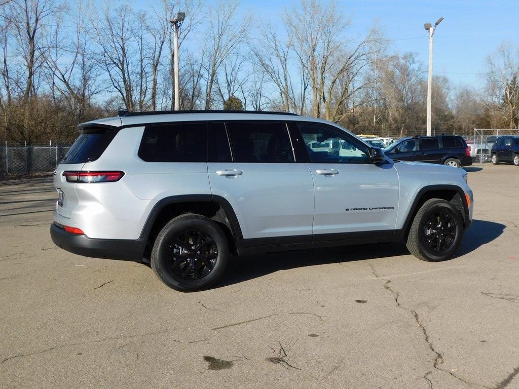 new 2024 Jeep Grand Cherokee L car, priced at $40,750