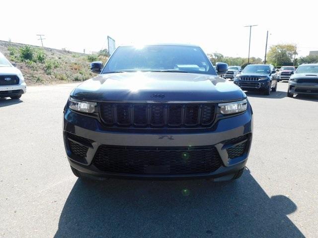 new 2024 Jeep Grand Cherokee car, priced at $39,616