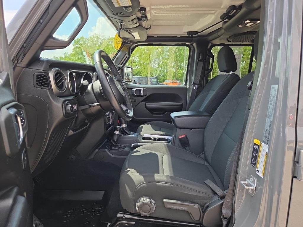 used 2021 Jeep Wrangler Unlimited car, priced at $32,788