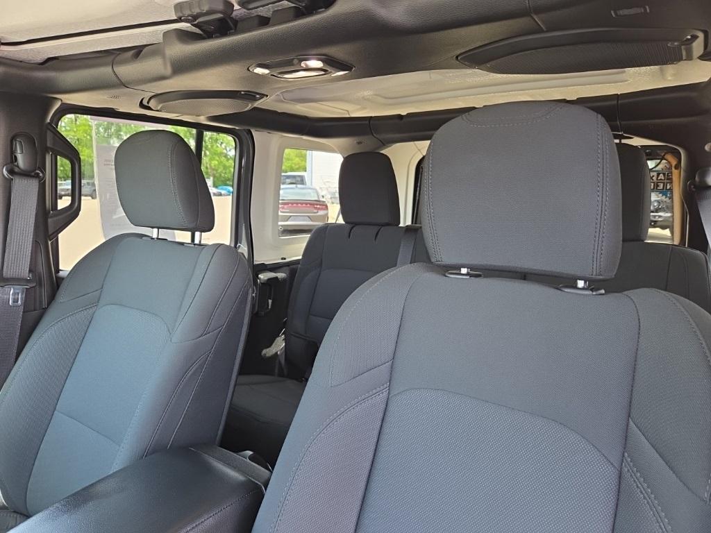used 2021 Jeep Wrangler Unlimited car, priced at $32,788