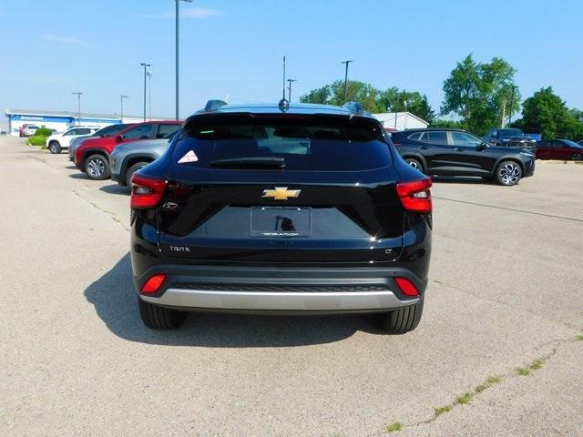new 2025 Chevrolet Trax car, priced at $25,485