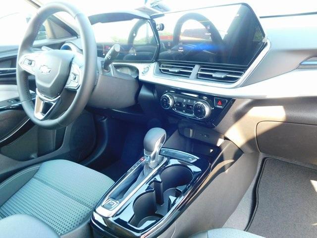 new 2025 Chevrolet Trax car, priced at $25,485