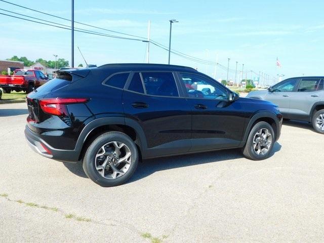 new 2025 Chevrolet Trax car, priced at $25,485
