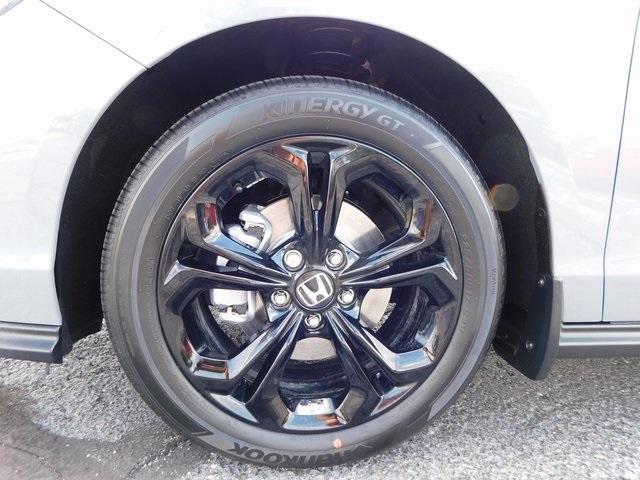 new 2025 Honda Accord car, priced at $31,209