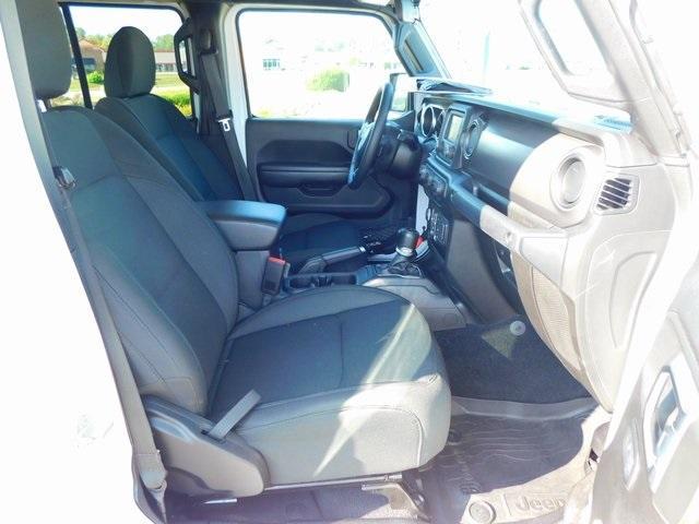 used 2021 Jeep Gladiator car, priced at $31,400