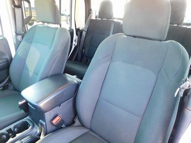 used 2021 Jeep Gladiator car, priced at $31,400