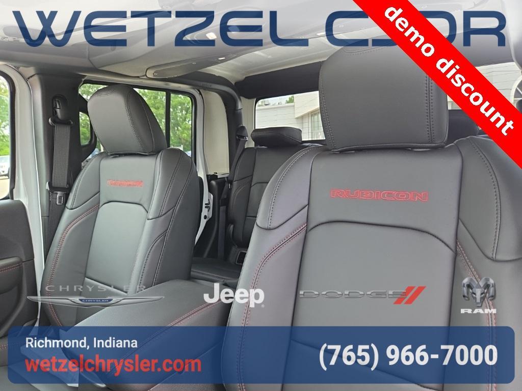 new 2025 Jeep Gladiator car, priced at $47,956