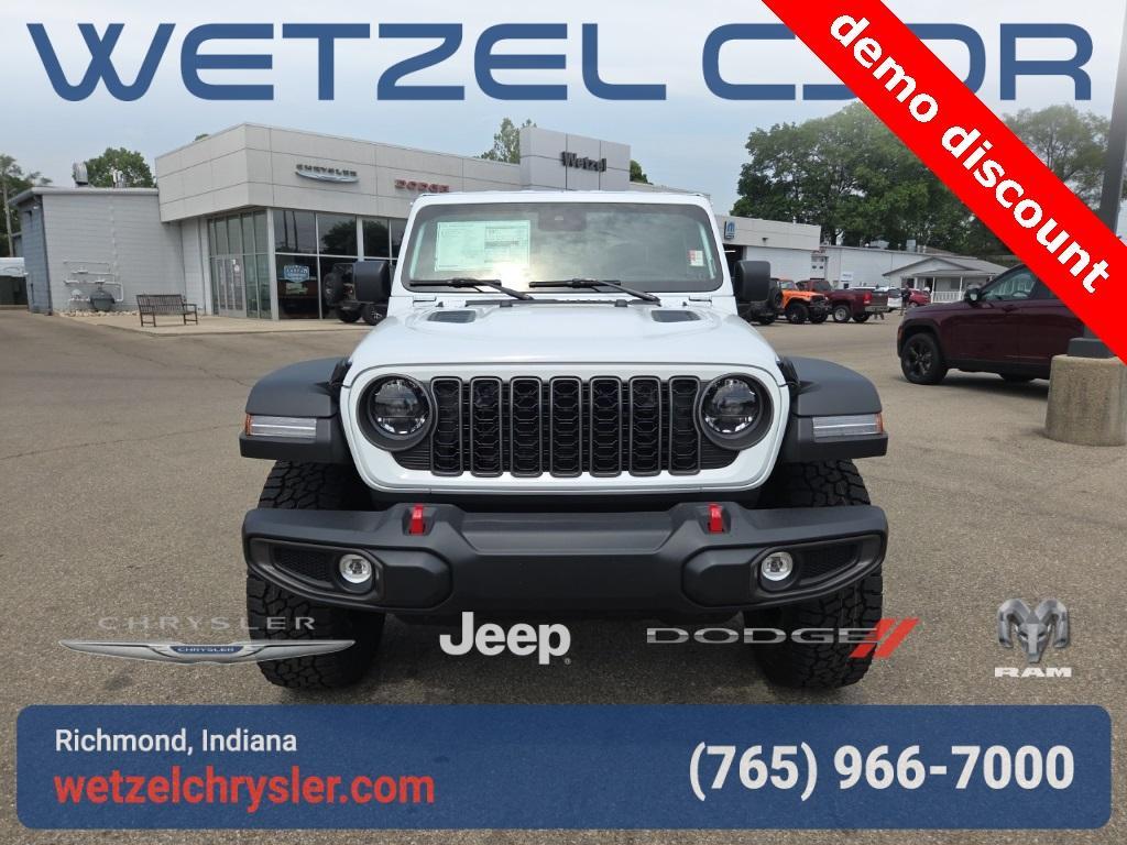 new 2025 Jeep Gladiator car, priced at $47,956