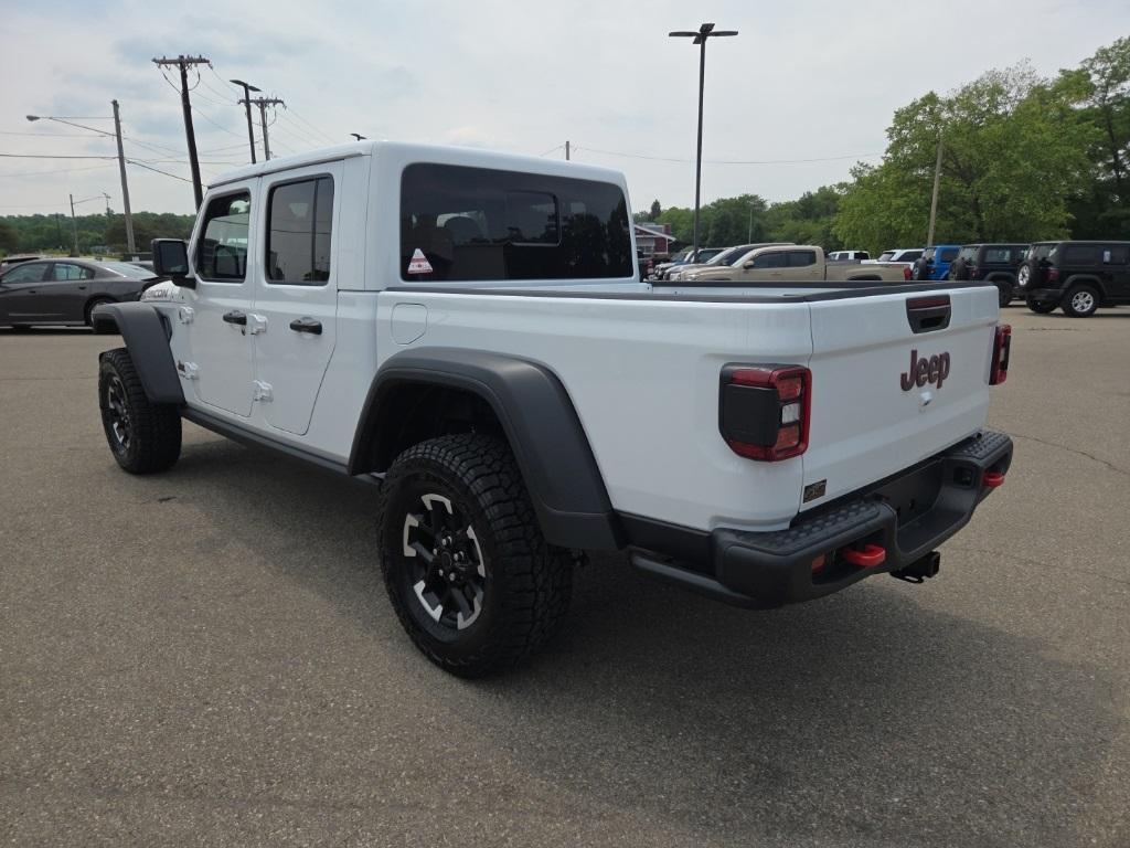 new 2025 Jeep Gladiator car, priced at $52,420