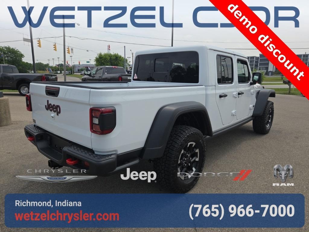 new 2025 Jeep Gladiator car, priced at $47,956