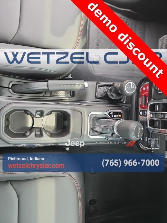 new 2025 Jeep Gladiator car, priced at $47,956