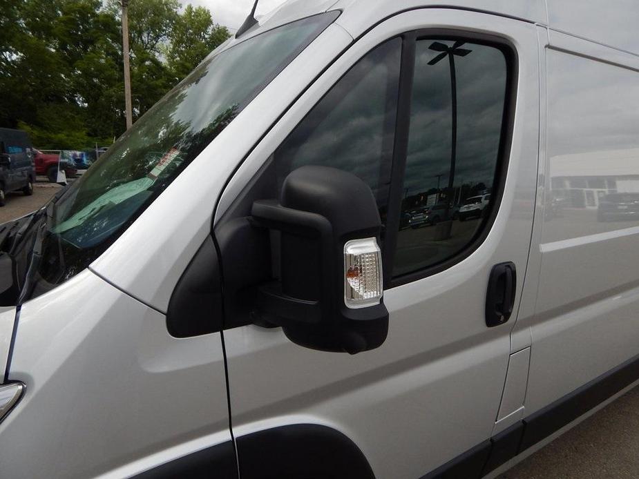 new 2024 Ram ProMaster 2500 car, priced at $47,417