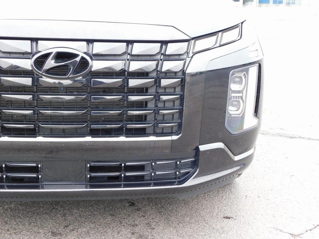 used 2024 Hyundai Palisade car, priced at $42,999