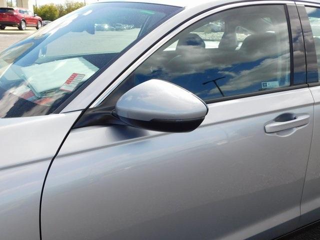 new 2025 Honda Accord Hybrid car, priced at $37,989