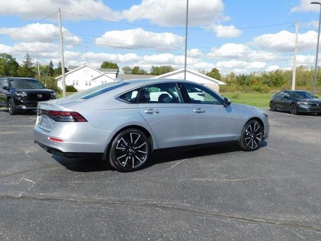 new 2025 Honda Accord Hybrid car, priced at $37,989