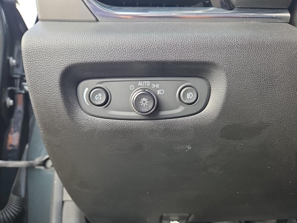 used 2019 Chevrolet Traverse car, priced at $17,995