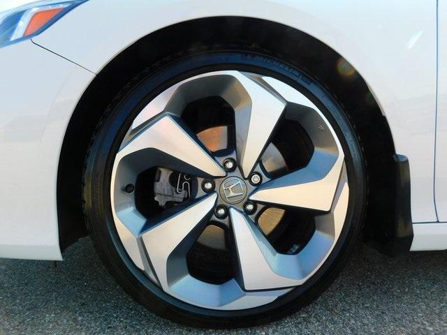 used 2019 Honda Accord car, priced at $27,900