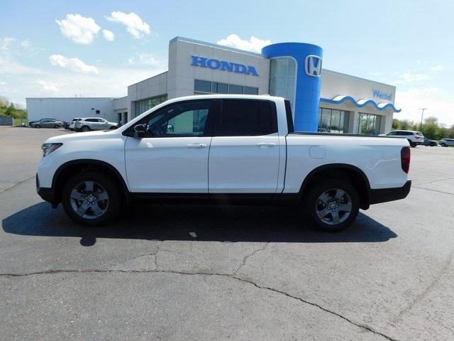 new 2025 Honda Ridgeline car, priced at $45,943