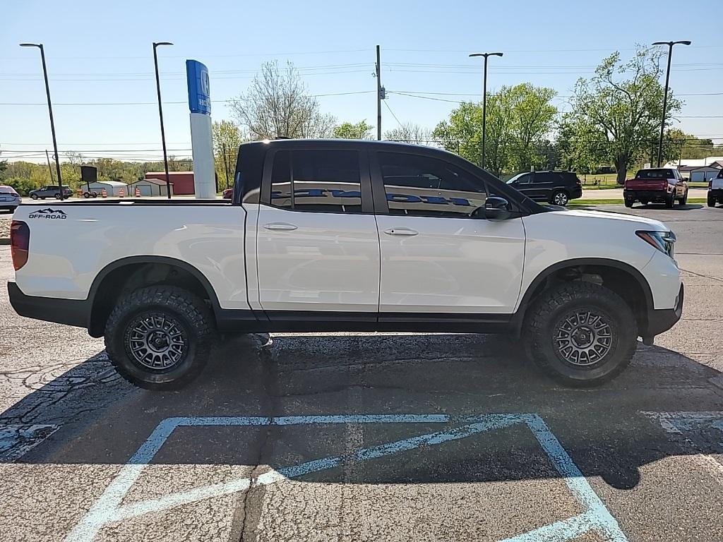 new 2025 Honda Ridgeline car, priced at $45,943
