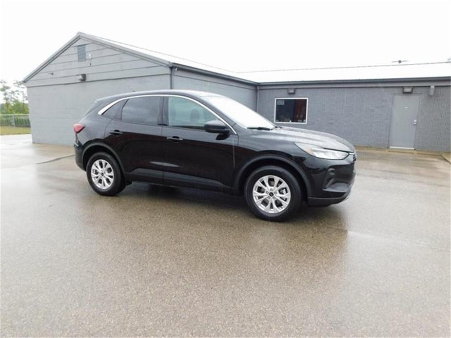 used 2024 Ford Escape car, priced at $26,999