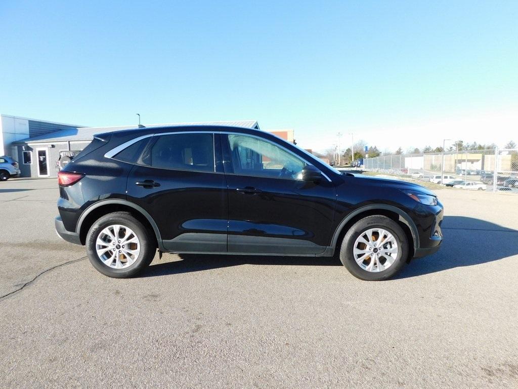 used 2024 Ford Escape car, priced at $25,999