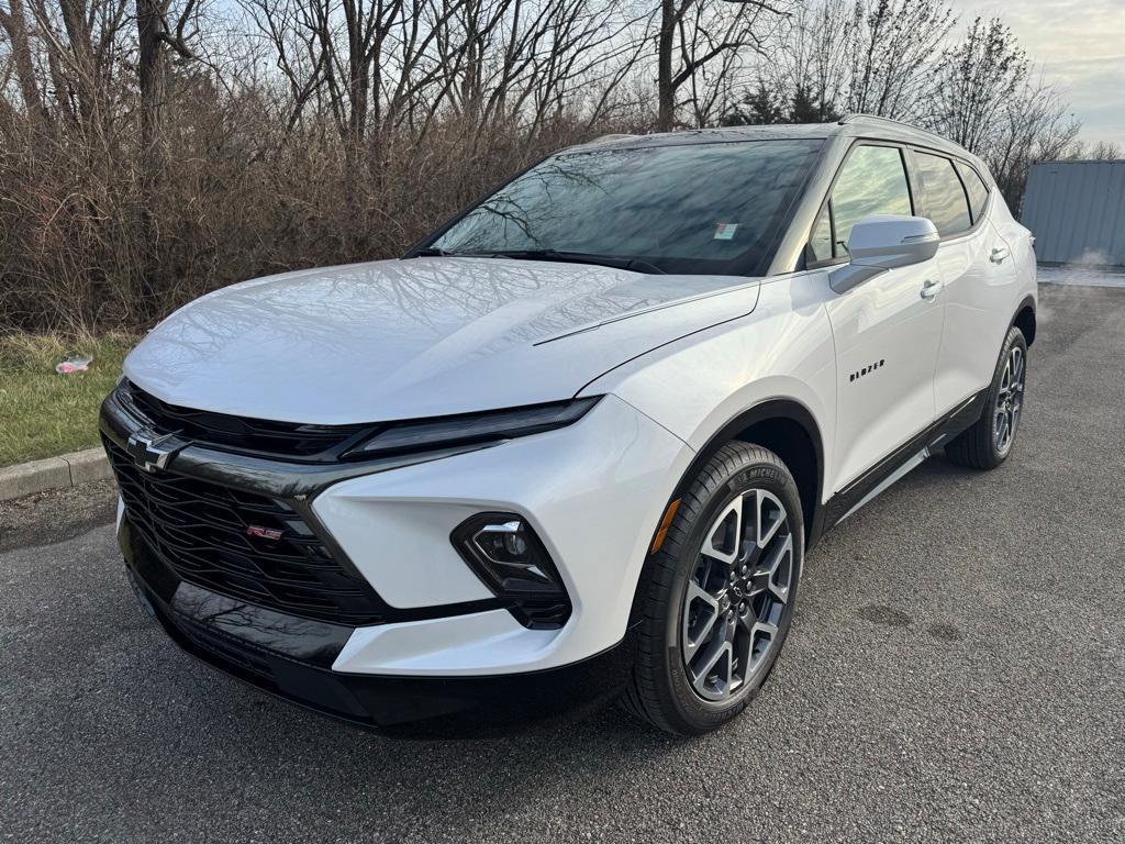 new 2025 Chevrolet Blazer car, priced at $50,460