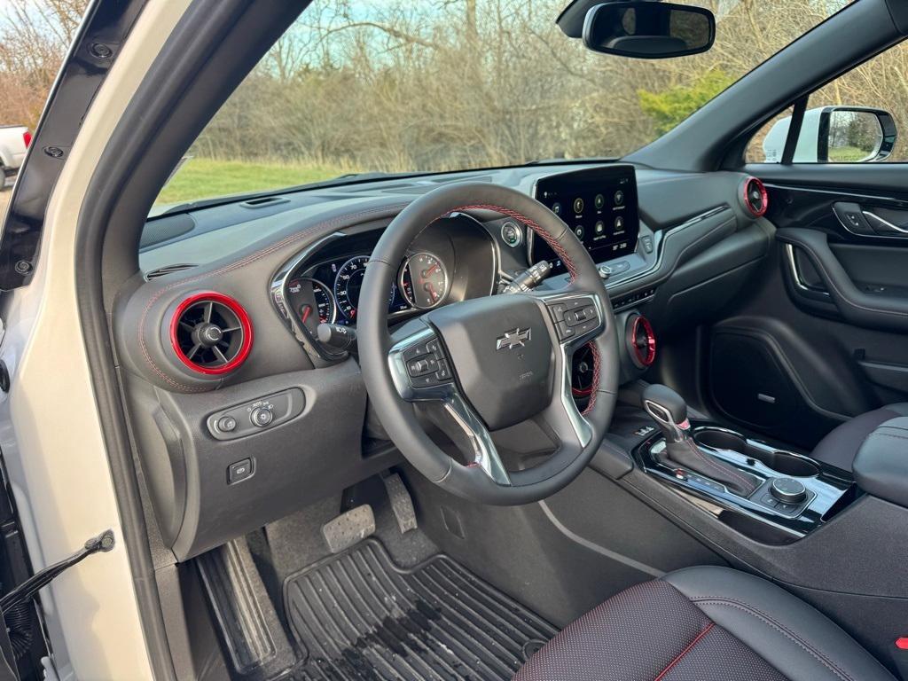 new 2025 Chevrolet Blazer car, priced at $50,460