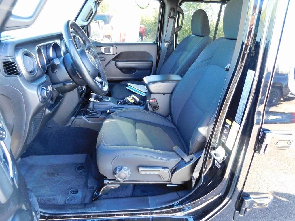 used 2023 Jeep Gladiator car, priced at $33,500