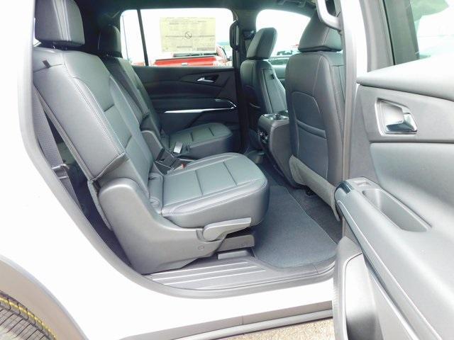 new 2025 Chevrolet Traverse car, priced at $43,195