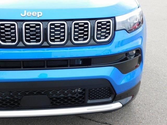 new 2025 Jeep Compass car, priced at $36,624