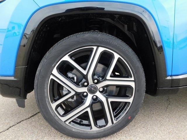 new 2025 Jeep Compass car, priced at $36,624