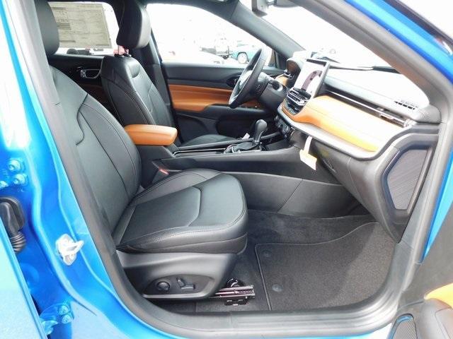 new 2025 Jeep Compass car, priced at $36,624