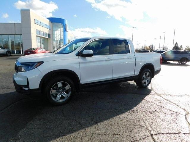 new 2024 Honda Ridgeline car, priced at $42,930