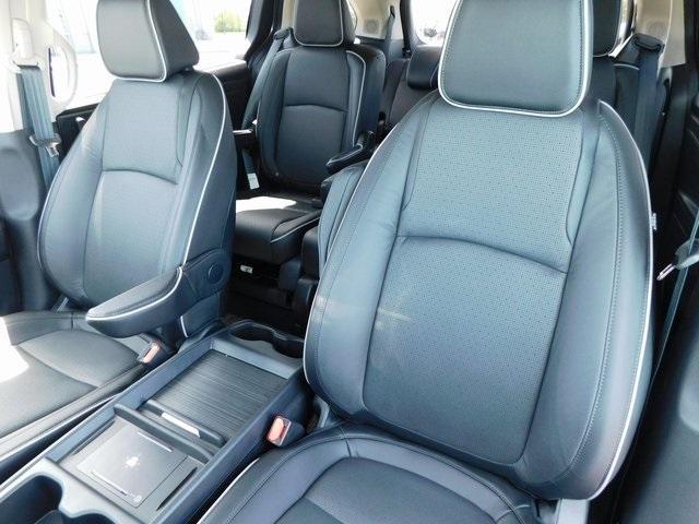 new 2025 Honda Odyssey car, priced at $50,933