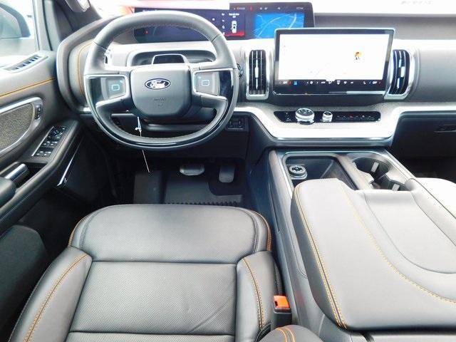new 2025 Ford Expedition car, priced at $81,316