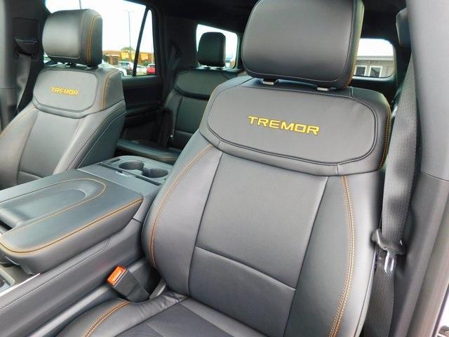 new 2025 Ford Expedition car, priced at $81,316