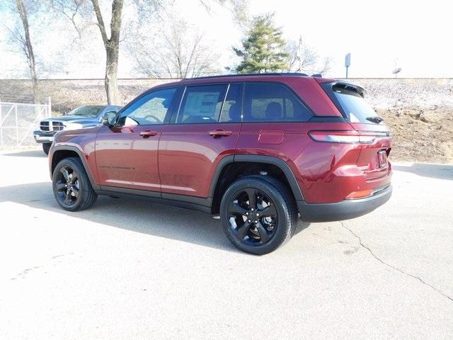 new 2025 Jeep Grand Cherokee car, priced at $46,170