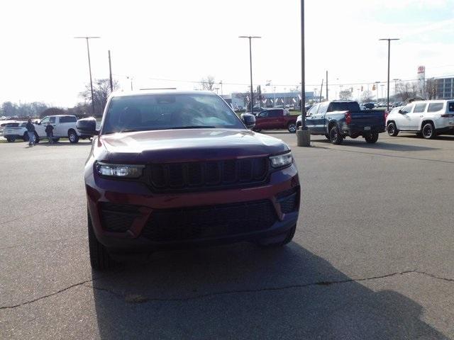 new 2025 Jeep Grand Cherokee car, priced at $46,170