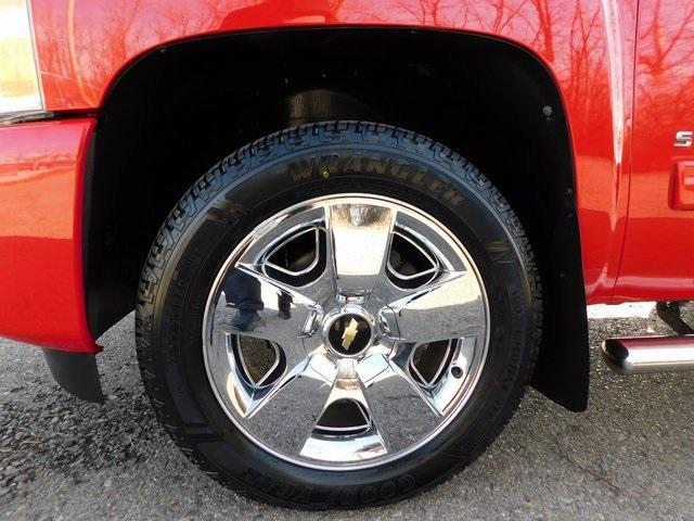 used 2010 Chevrolet Silverado 1500 car, priced at $15,889