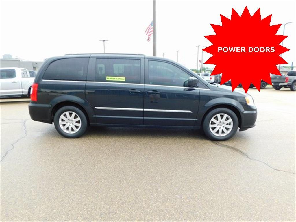 used 2014 Chrysler Town & Country car, priced at $8,990